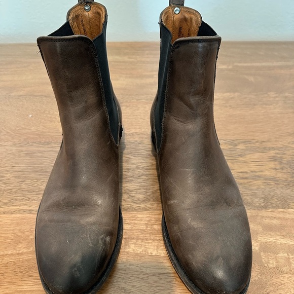 Frye Melissa Chelsea boot 5.5 brown - Picture 2 of 6